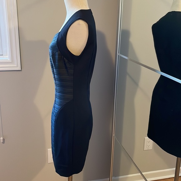 Guess Marciano lbd - Picture 3 of 6